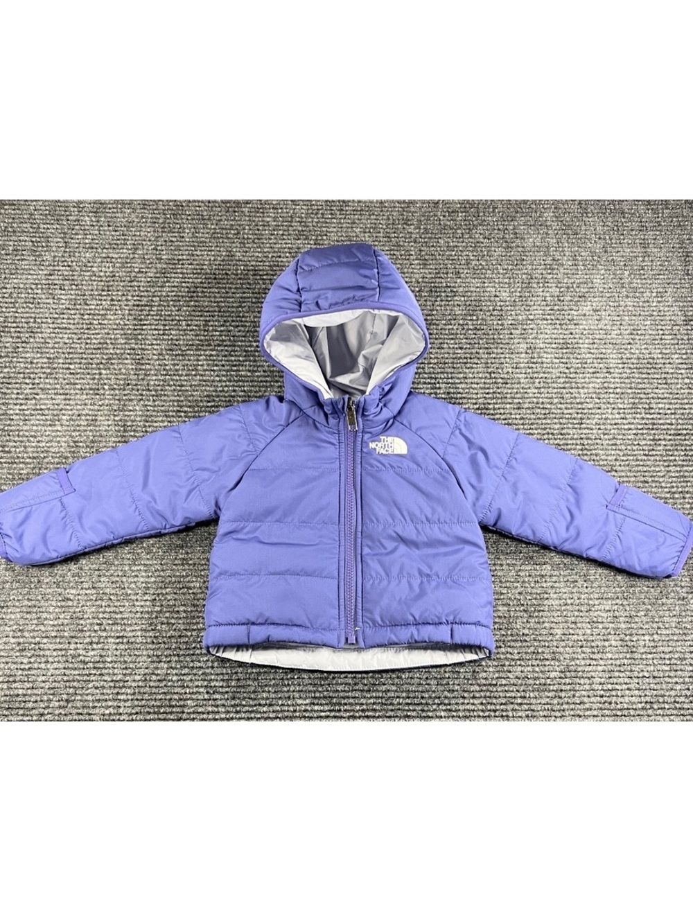 NWOT The North Face Reversible Blue and Light Gray Baby Boys Hooded Jacket 3/6M